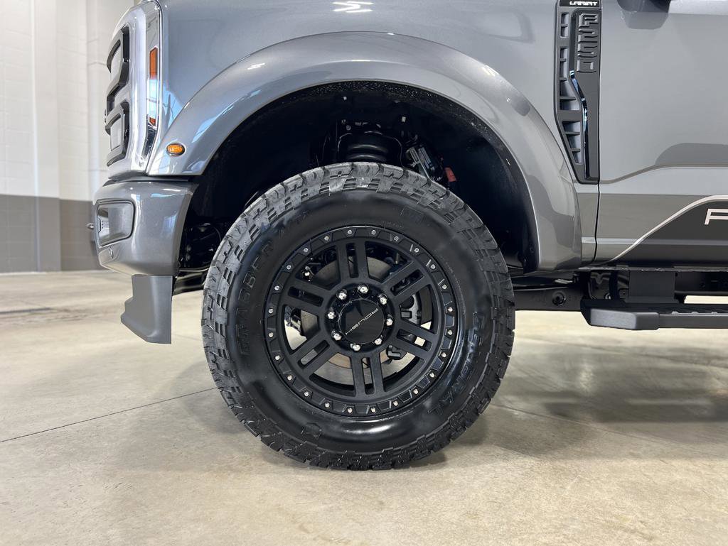 New 2026 Ford F250 Lariat w/ Black Appearance Package image 14