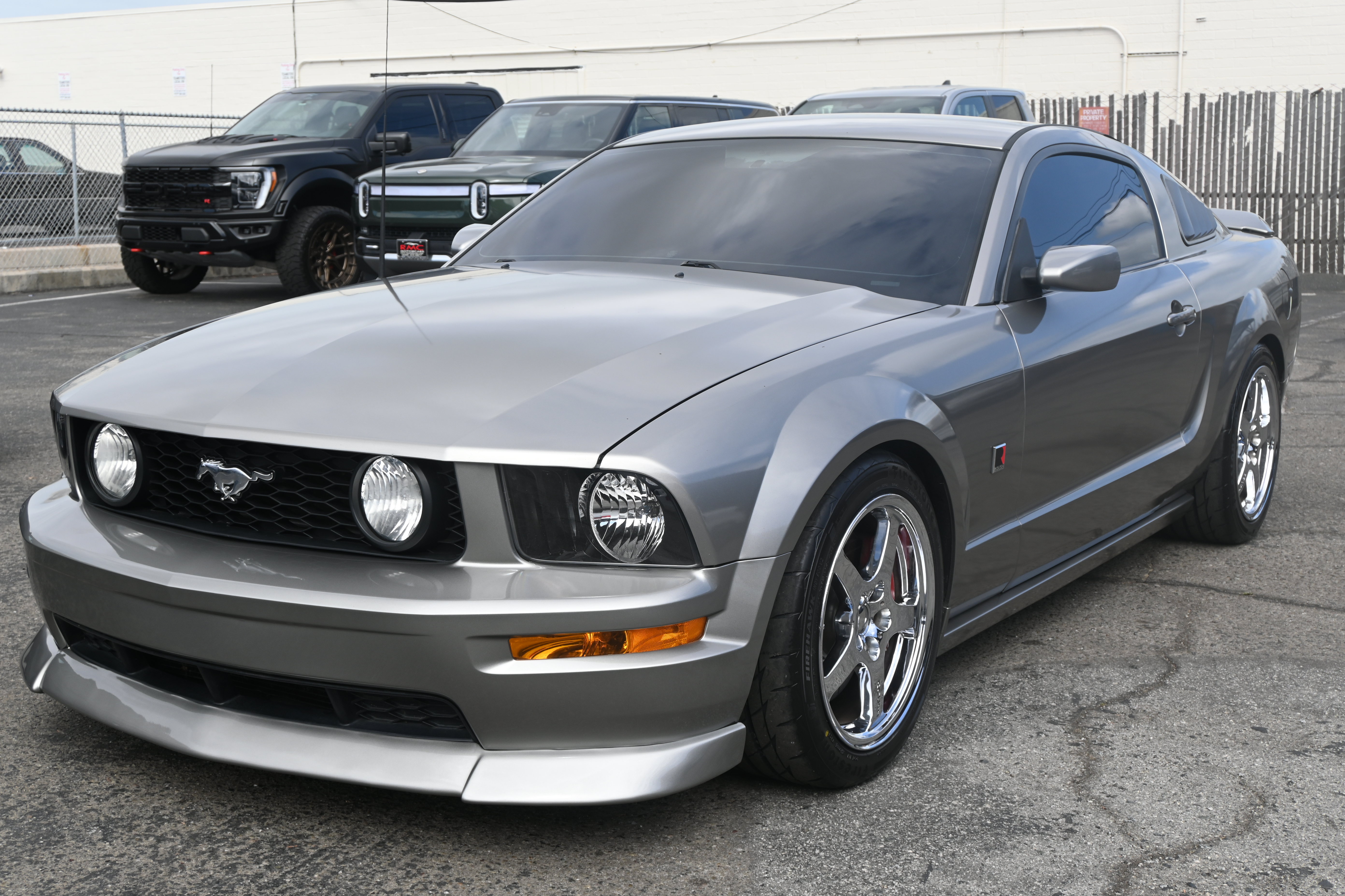 Used 2008 Ford Mustang GT RWD image 3