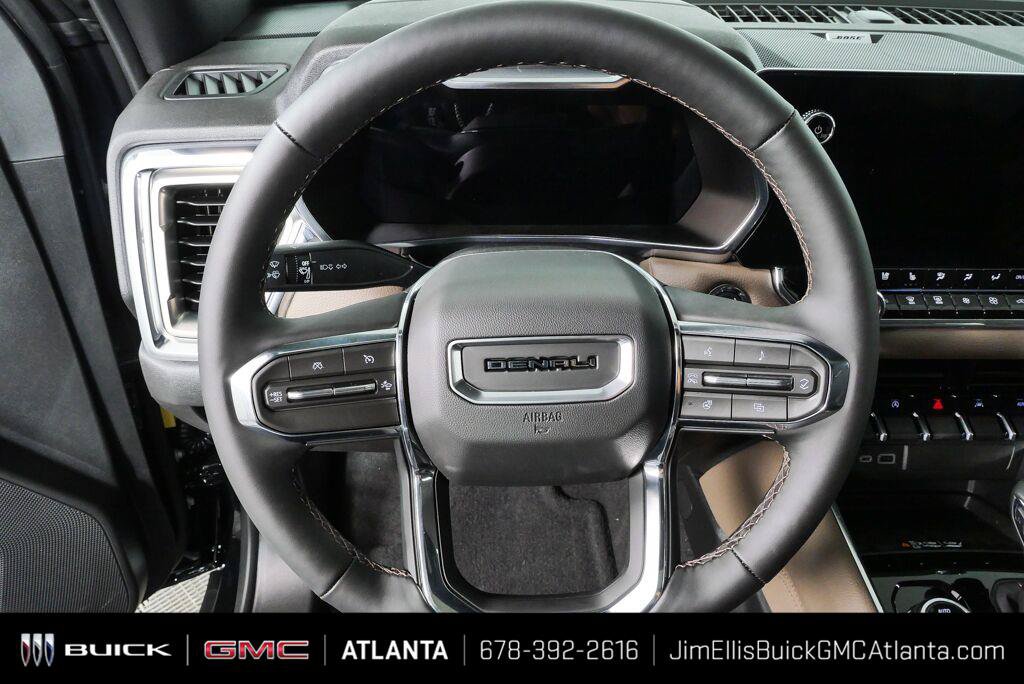 New 2026 GMC Canyon Denali AWD/4WD image 17