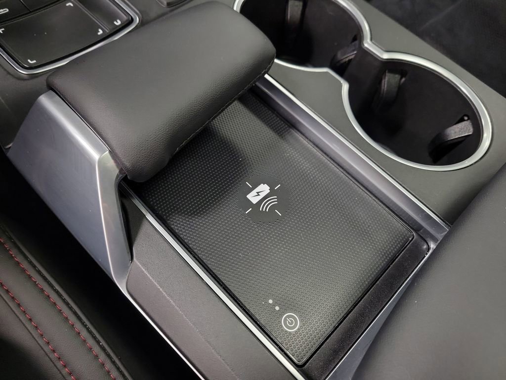 Used 2023 Acura MDX A-Spec image 17