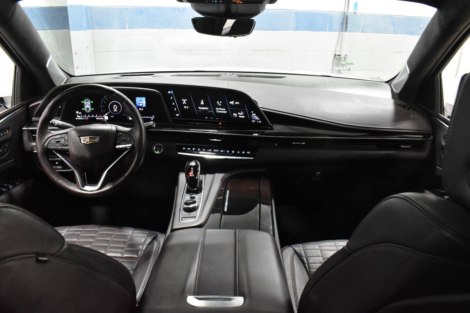 Used 2021 Cadillac Escalade Sport Platinum AWD/4WD image 6