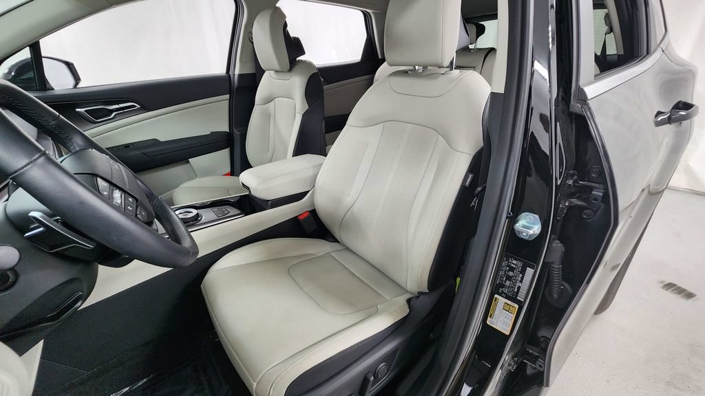 Used 2026 Kia Sportage EX AWD/4WD image 10
