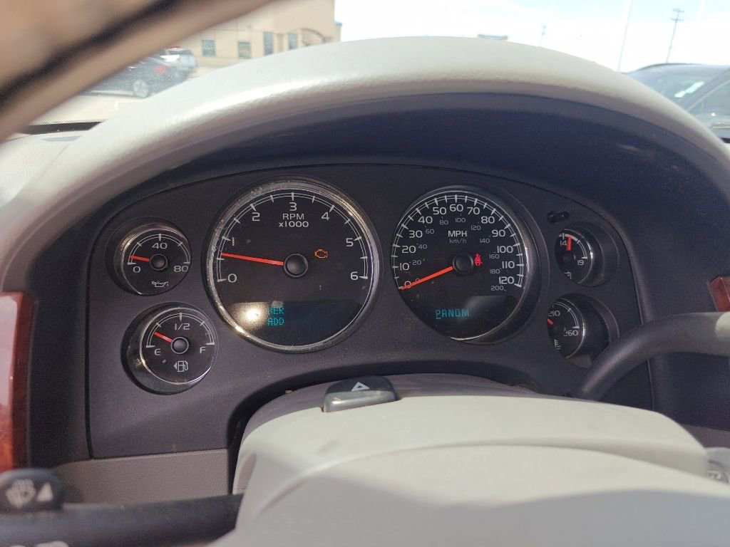 Used 2014 GMC Yukon XL SLT image 5