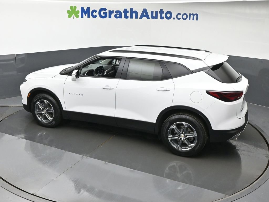 Used 2023 Chevrolet Blazer LT w/ Sound & Technology Package image 19