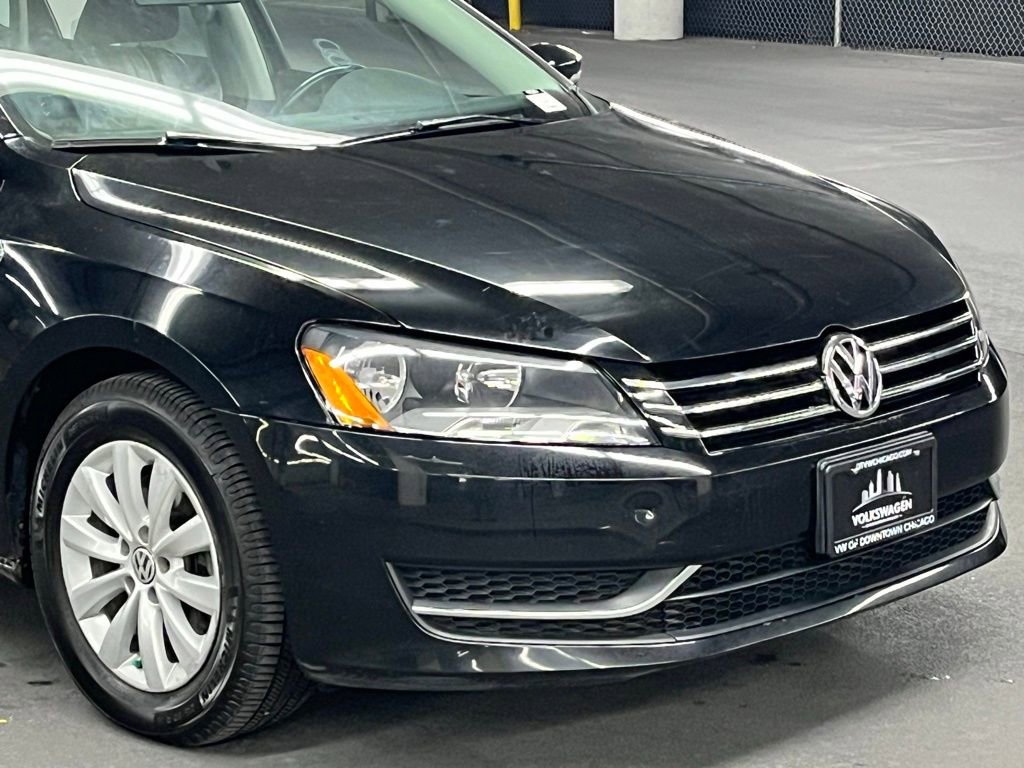 Used 2015 Volkswagen Passat 1.8T Wolfsburg Edition image 32