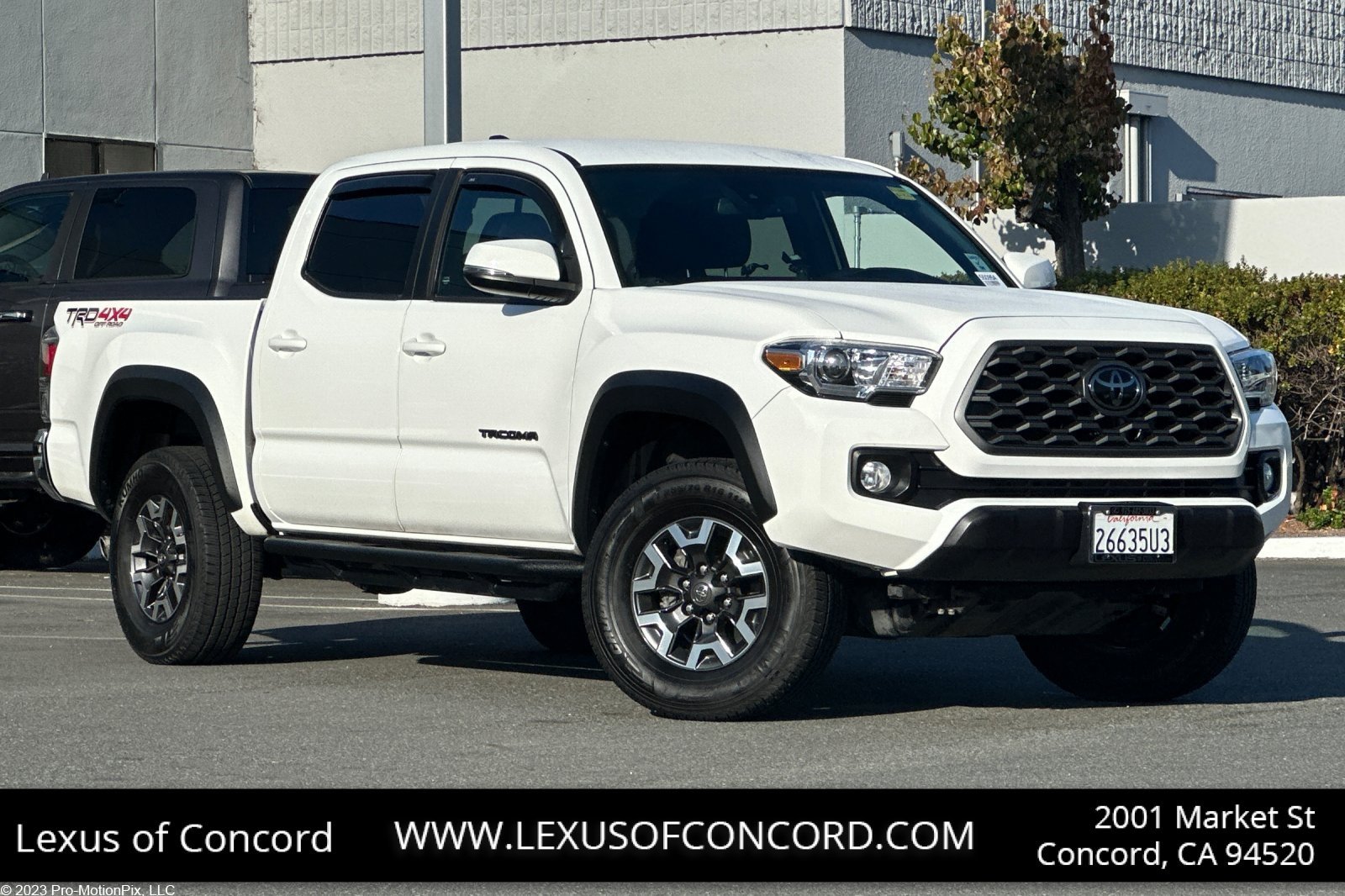Used 2023 Toyota Tacoma TRD Off-Road w/ Black Out Package (TMS) AWD/4WD image 1