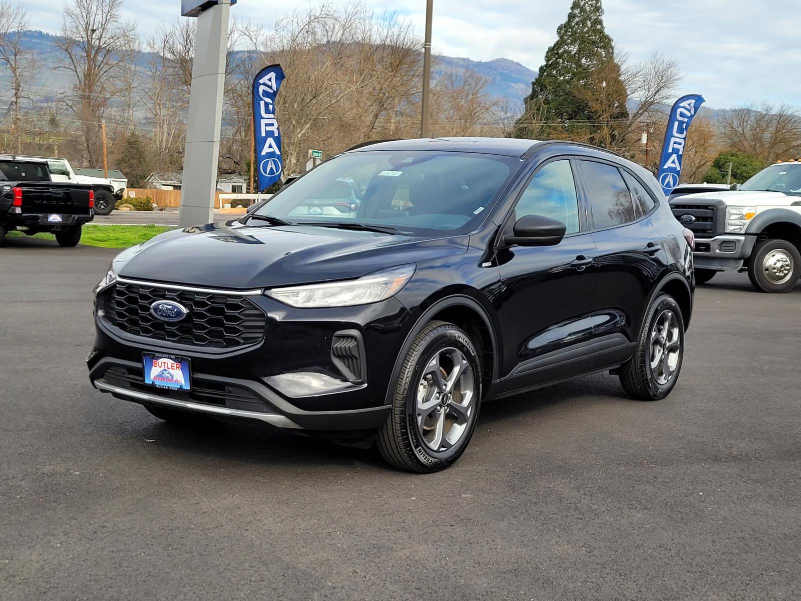 Used 2025 Ford Escape ST-Line AWD/4WD image 1