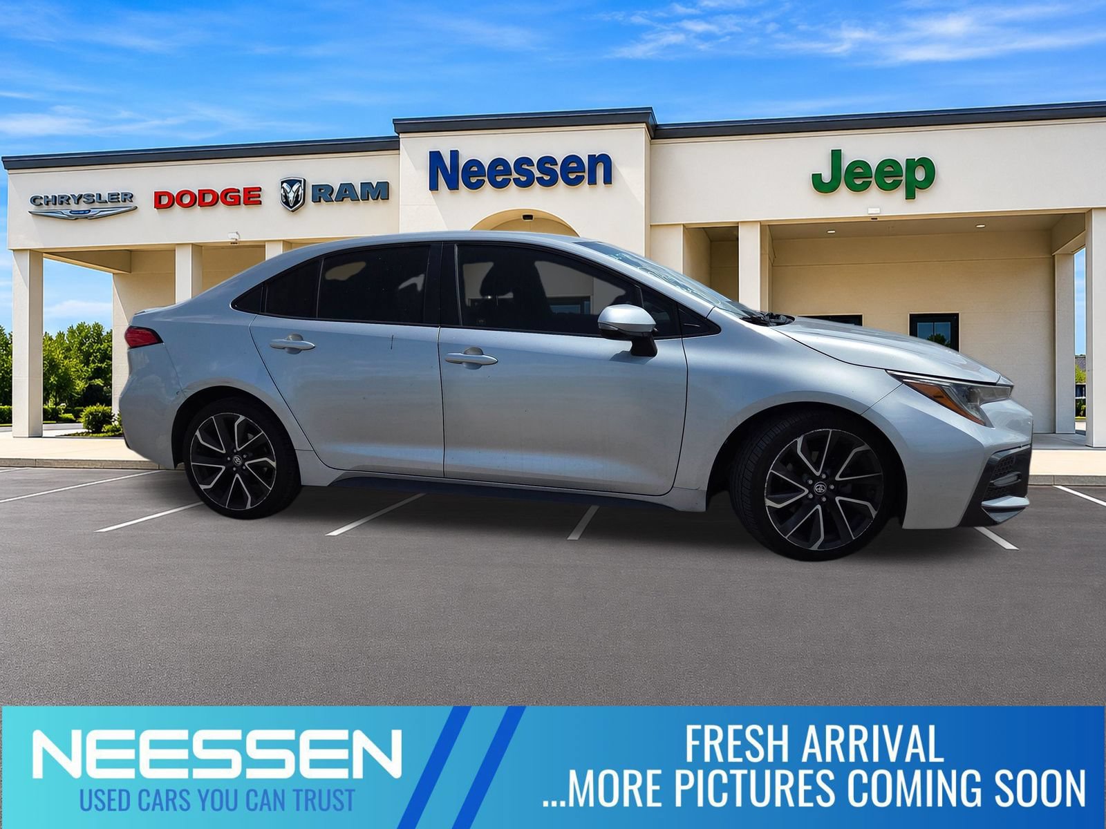 Used 2020 Toyota Corolla SE FWD video 1