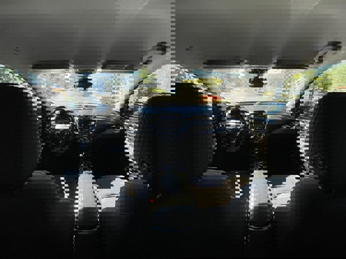 Used 2019 Chevrolet Malibu LS image 13