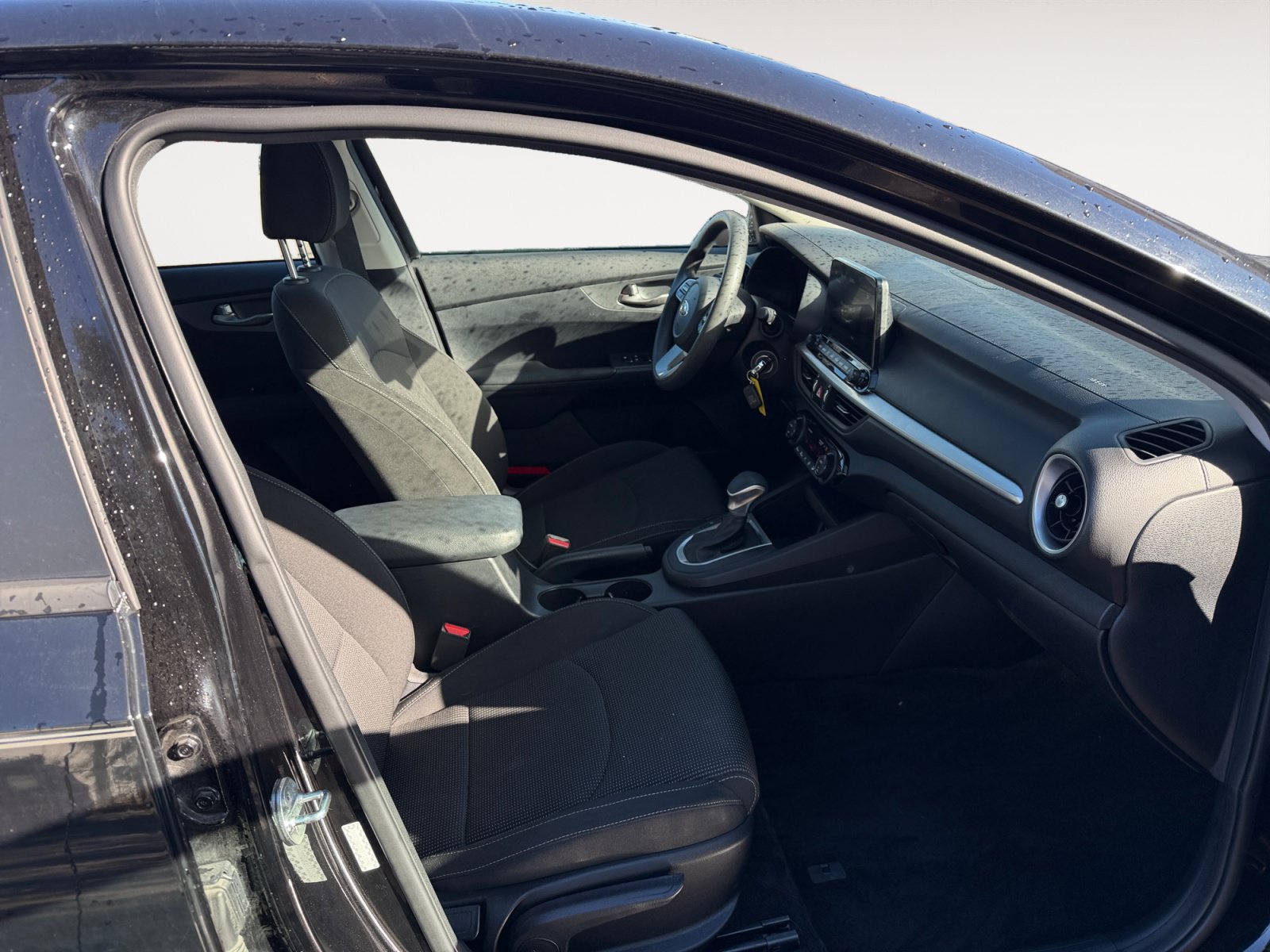 Used 2019 Kia Forte LXS FWD image 15