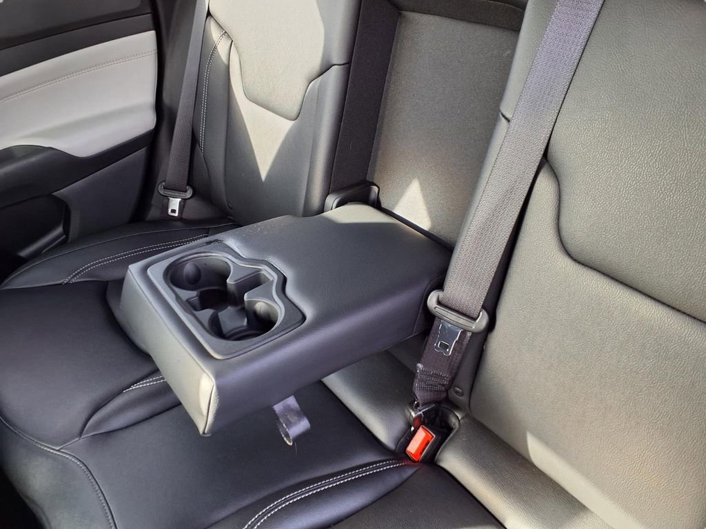 Used 2025 Jeep Compass Limited image 25