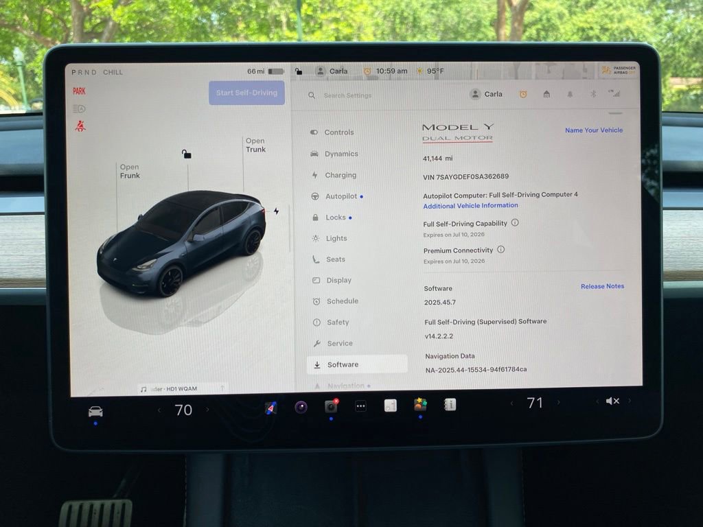 Used 2025 Tesla Model Y Performance AWD/4WD image 2