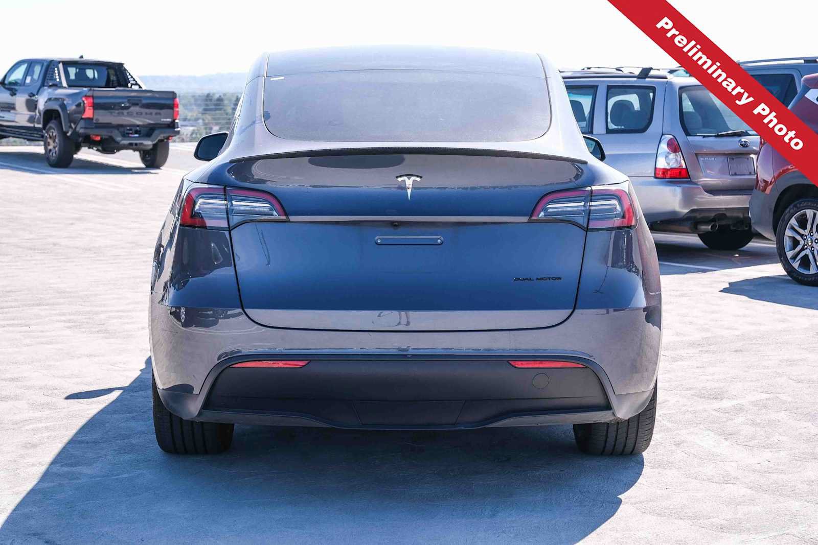 Used 2023 Tesla Model Y Long Range AWD/4WD image 5