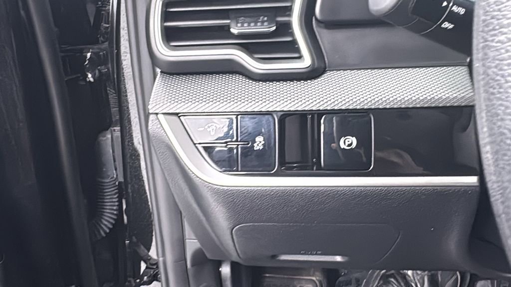 Used 2023 Kia Sportage LX image 31