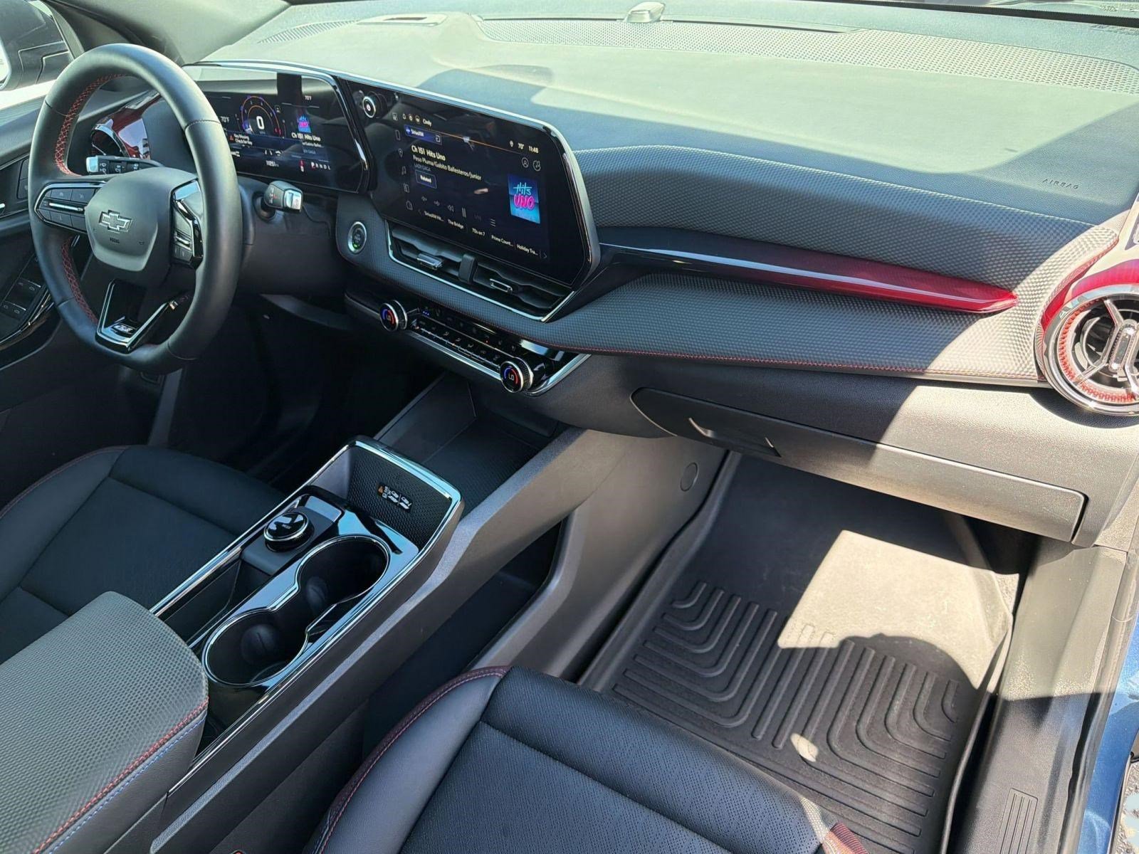 Used 2025 Chevrolet Equinox RS w/ Safety and Technology Package image 27