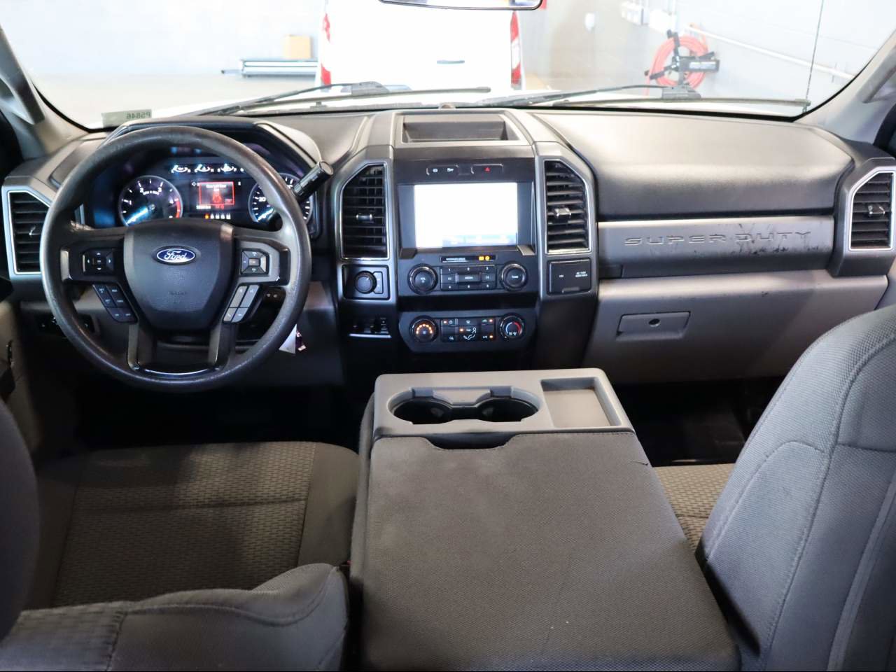 Used 2020 Ford F550 4x4 Crew Cab Super Duty image 15