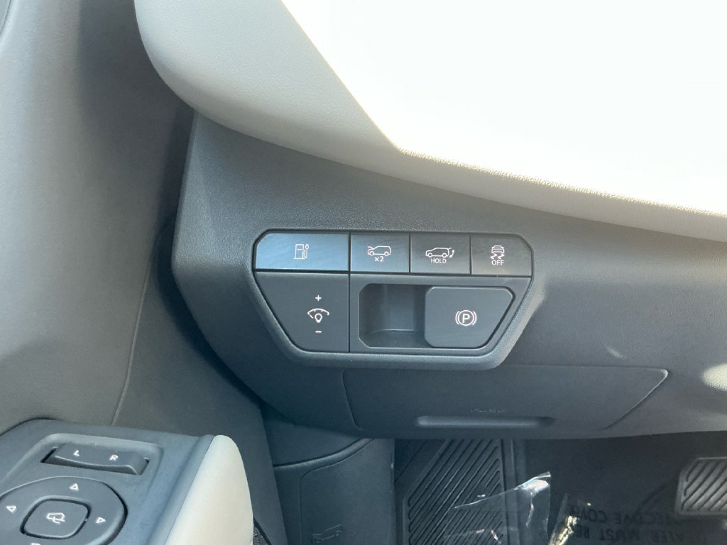 Used 2024 Kia EV9 Land w/ Towing Package AWD/4WD image 20