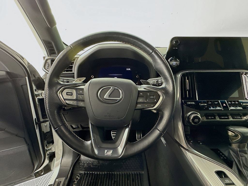 Used 2024 Lexus LX 600 F Sport image 15