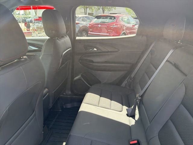 Used 2023 Chevrolet TrailBlazer RS FWD image 27