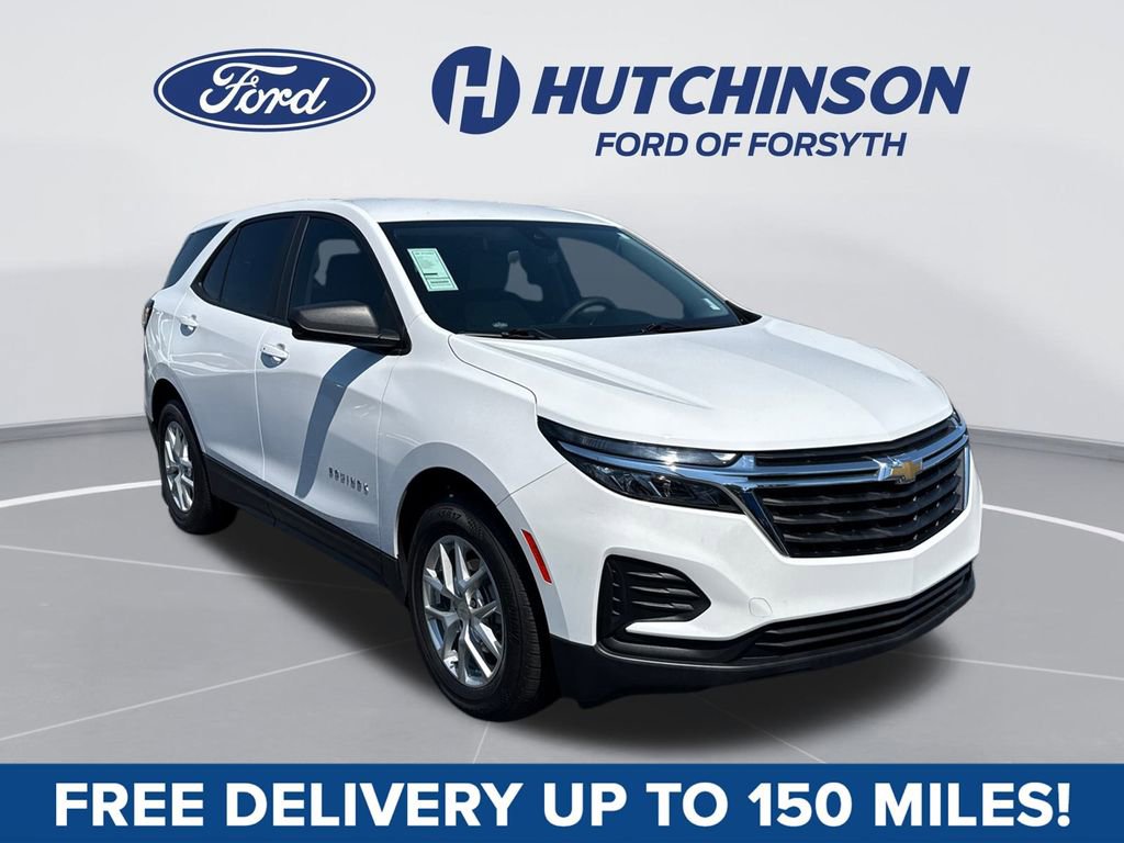 Used 2023 Chevrolet Equinox LS w/ LS Convenience Package image 1