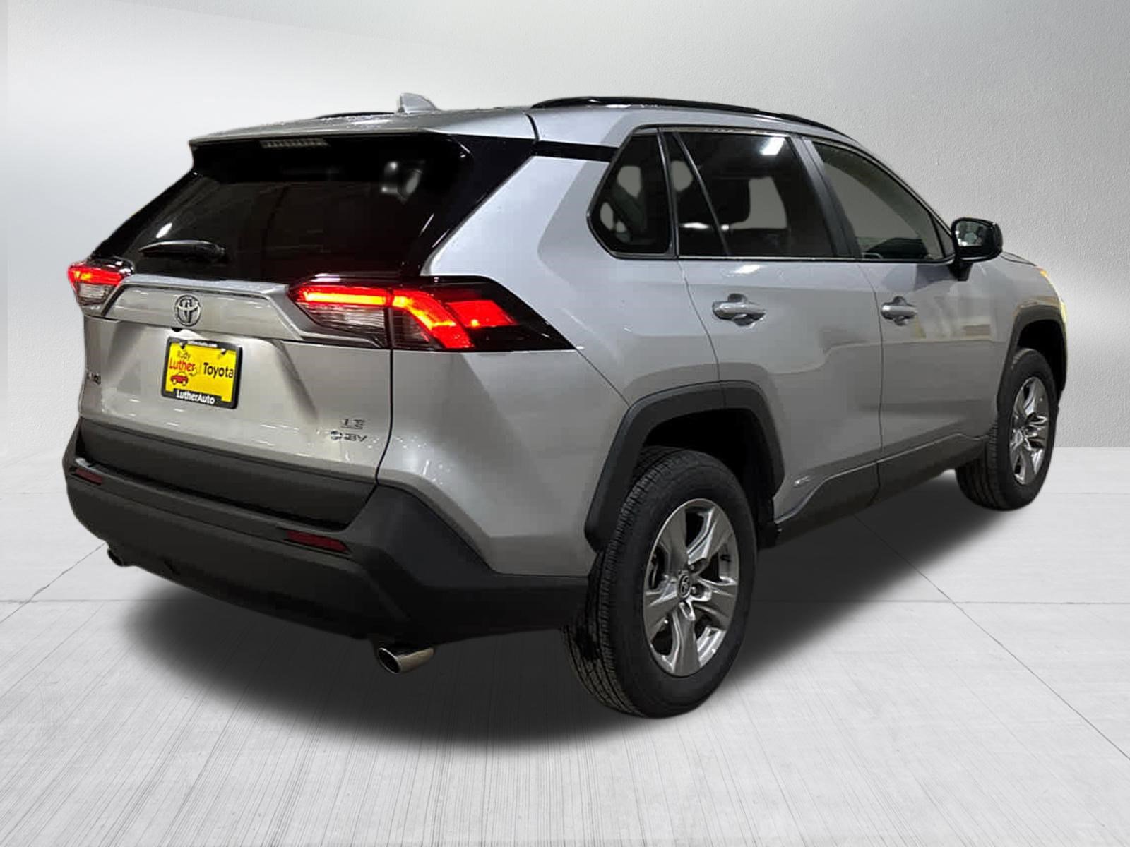 Certified 2025 Toyota RAV4 LE AWD/4WD image 6