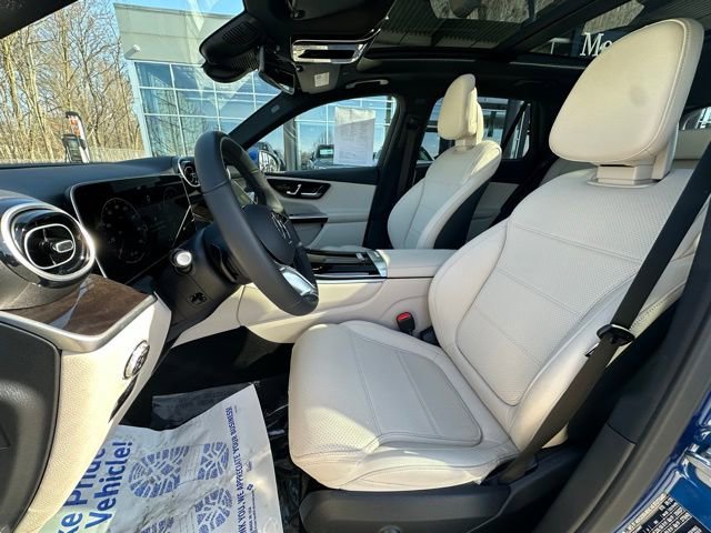 Used 2026 Mercedes-Benz GLC 300 4MATIC image 13