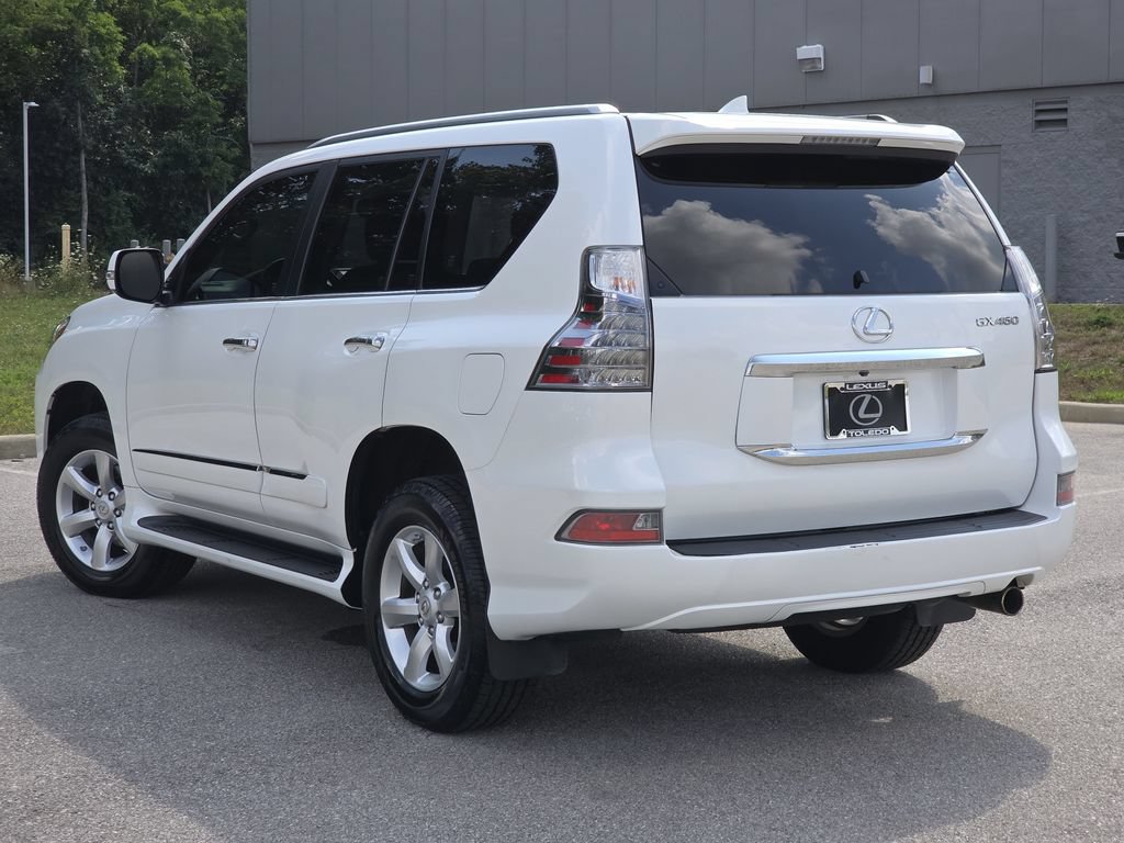 Used 2017 Lexus GX 460 AWD/4WD image 7