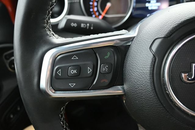 Used 2023 Jeep Wrangler Unlimited Sahara w/ LED Lighting Group AWD/4WD image 16