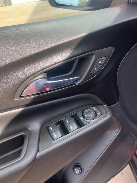 Used 2023 Chevrolet Equinox LT image 12