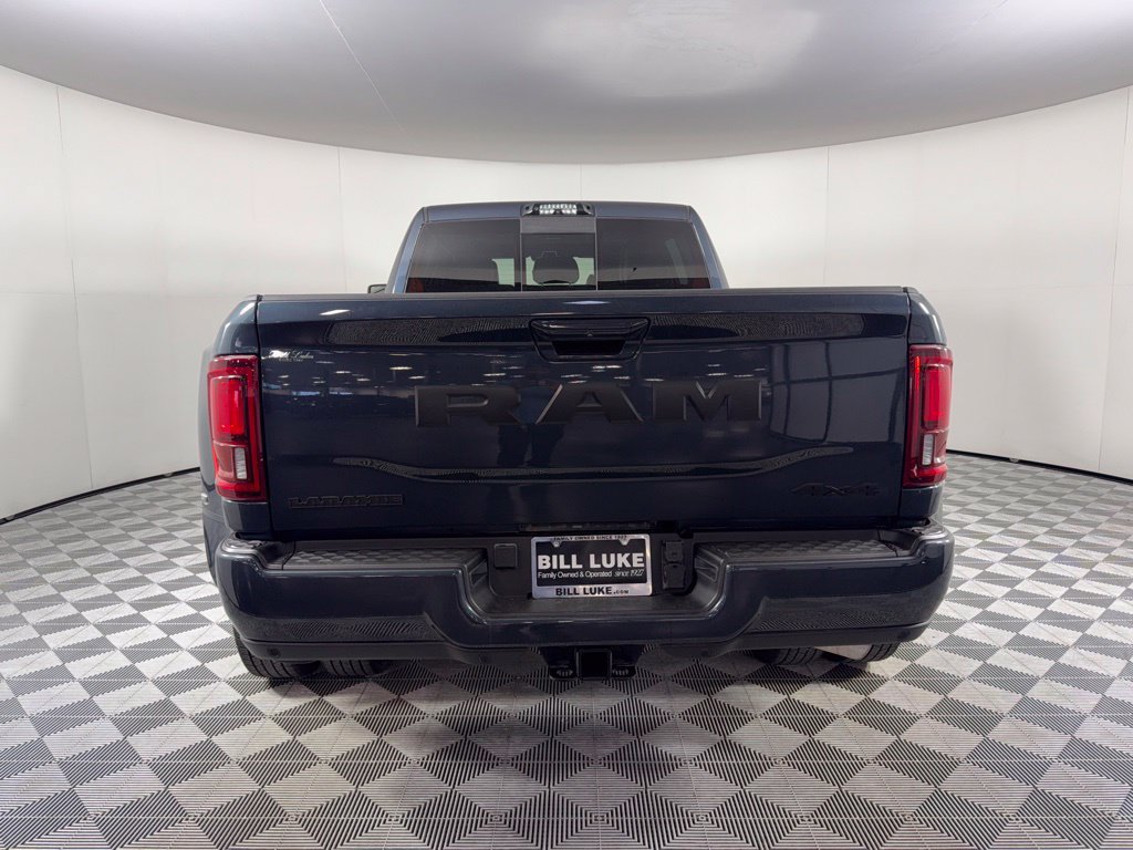 Used 2025 RAM 3500 Laramie AWD/4WD image 11