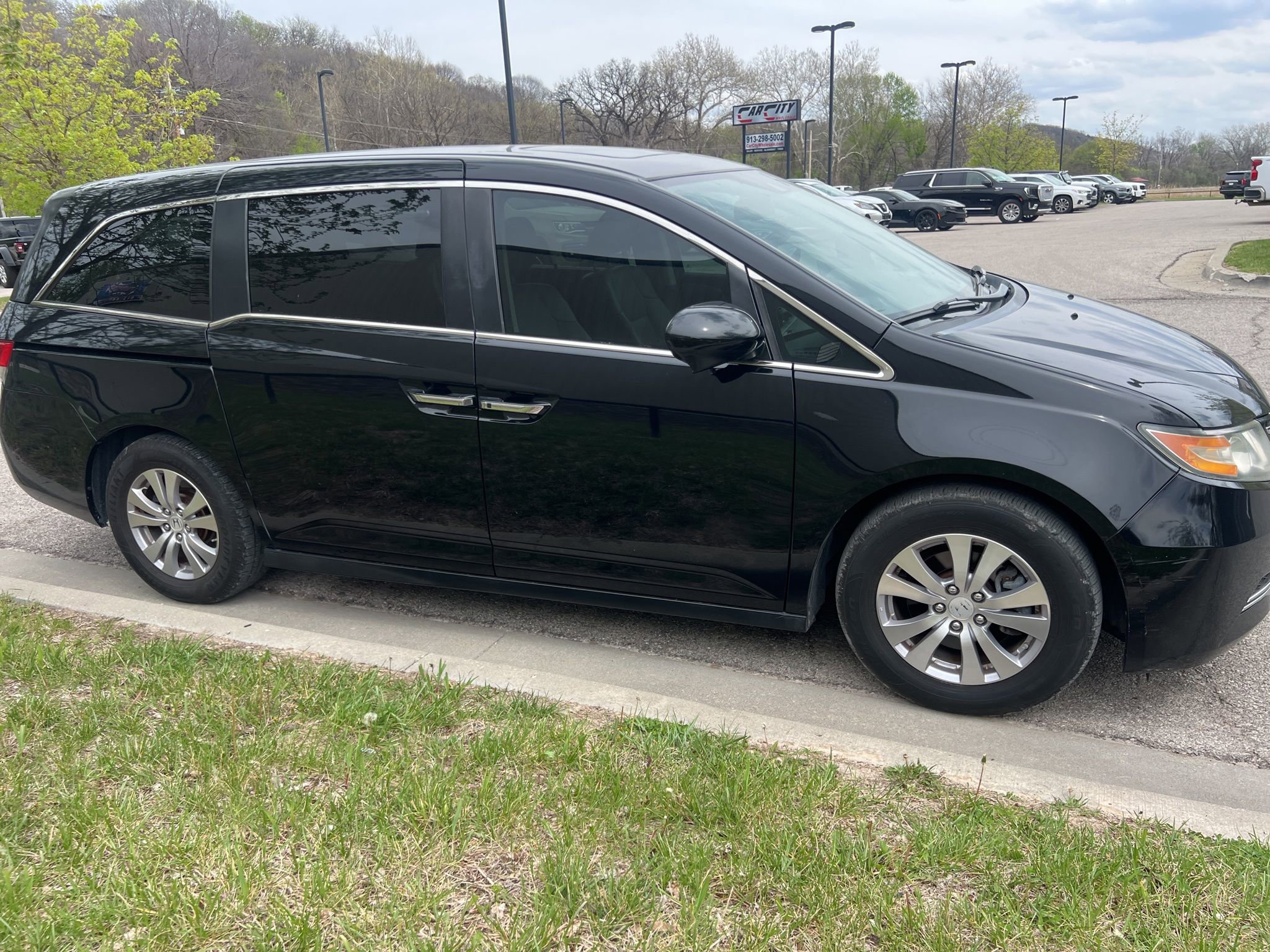 Used 2016 Honda Odyssey EX-L image 4