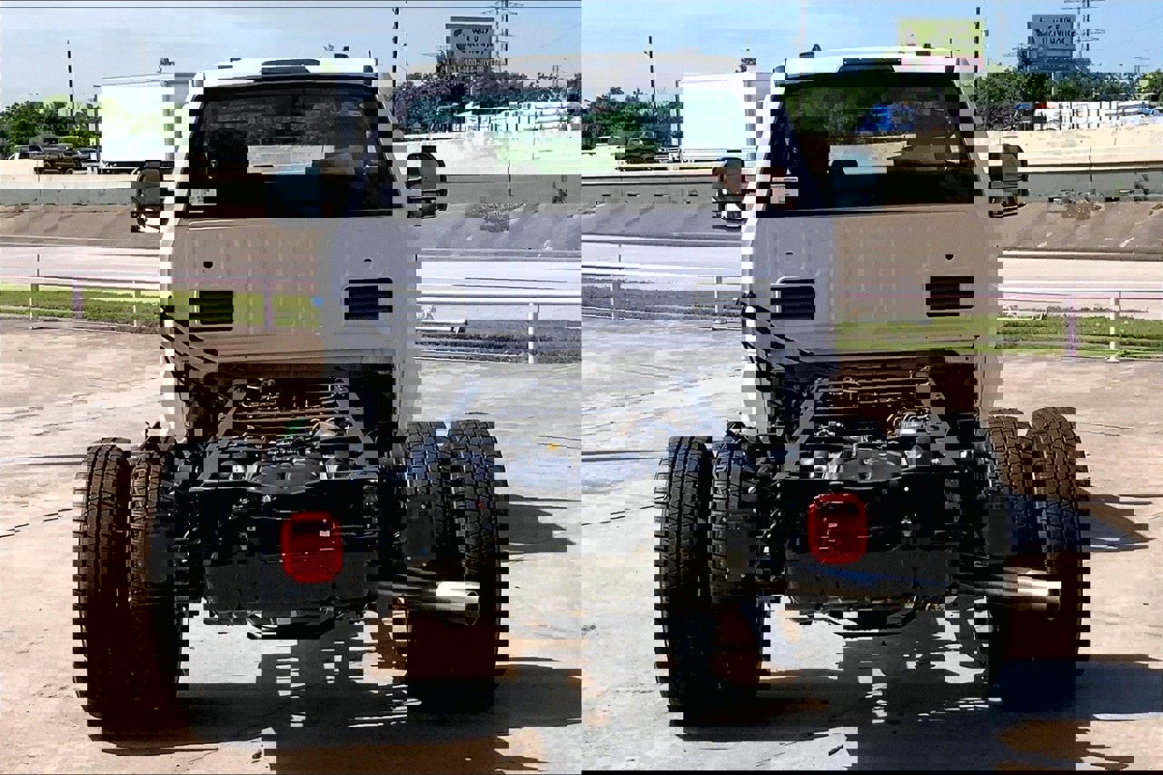 New 2025 Ford F350 XL image 4