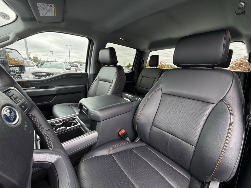 New 2026 Ford F350 Lariat w/ Chrome Package image 22