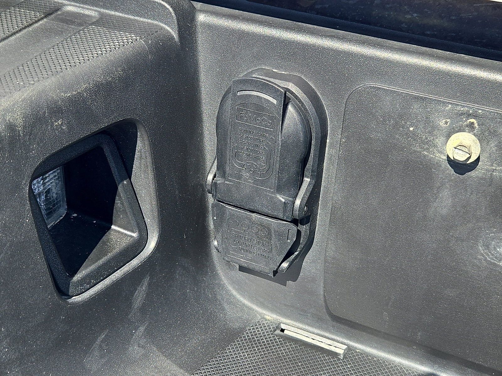 Used 2023 Ford F250 XL AWD/4WD image 5