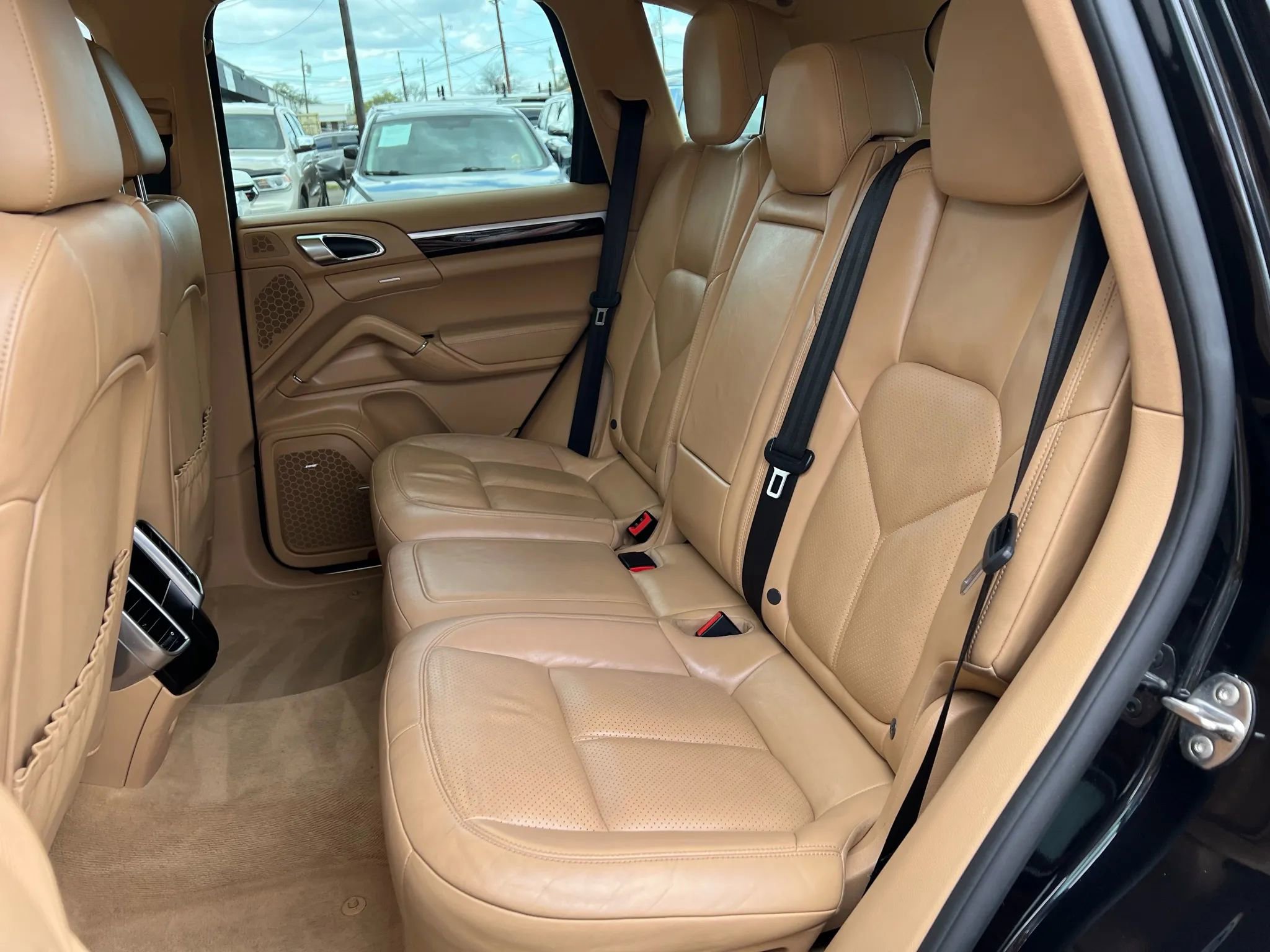 Used 2015 Porsche Cayenne S AWD/4WD image 21