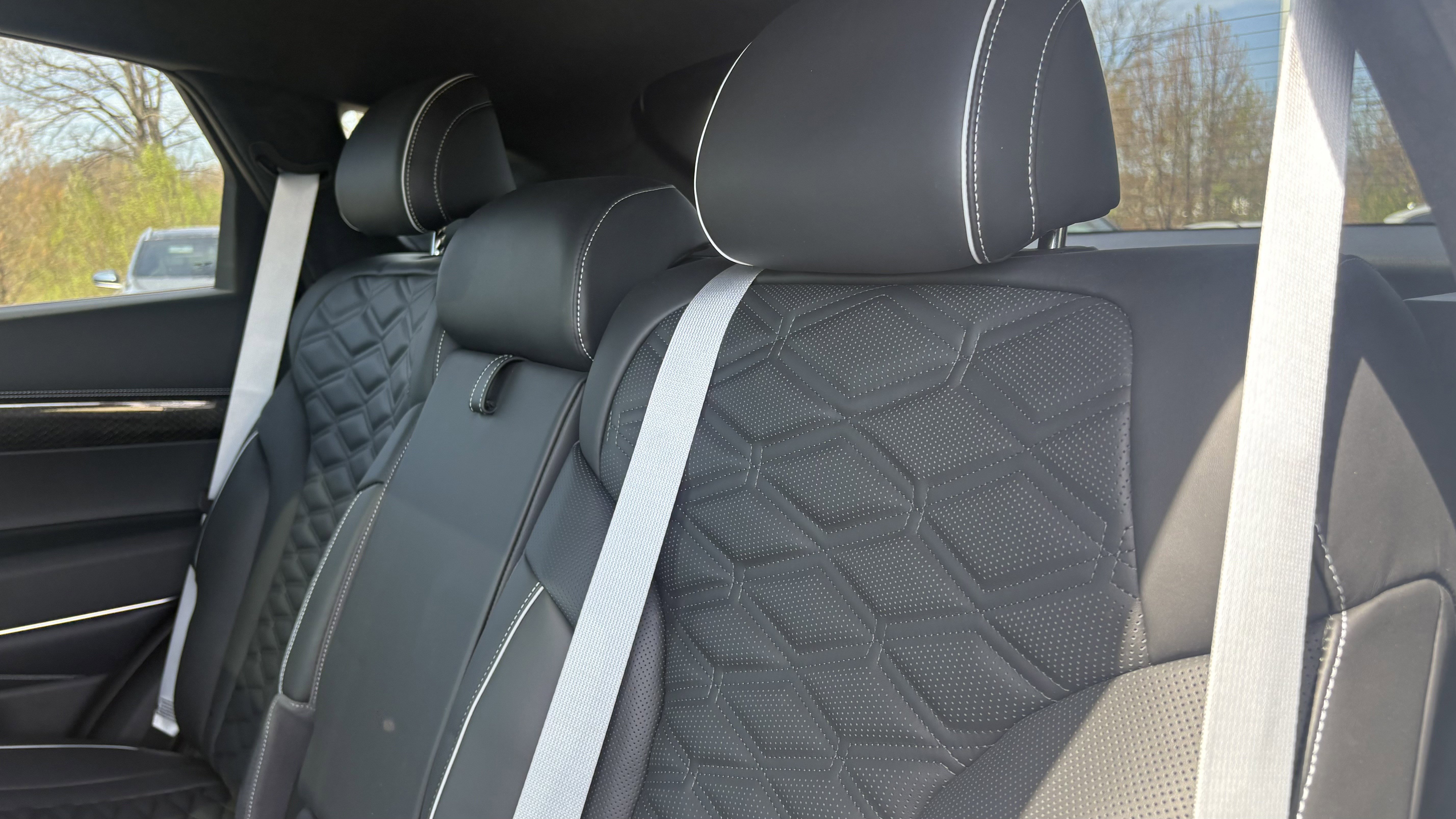 Used 2025 Genesis GV80 3.5T e-SC image 32