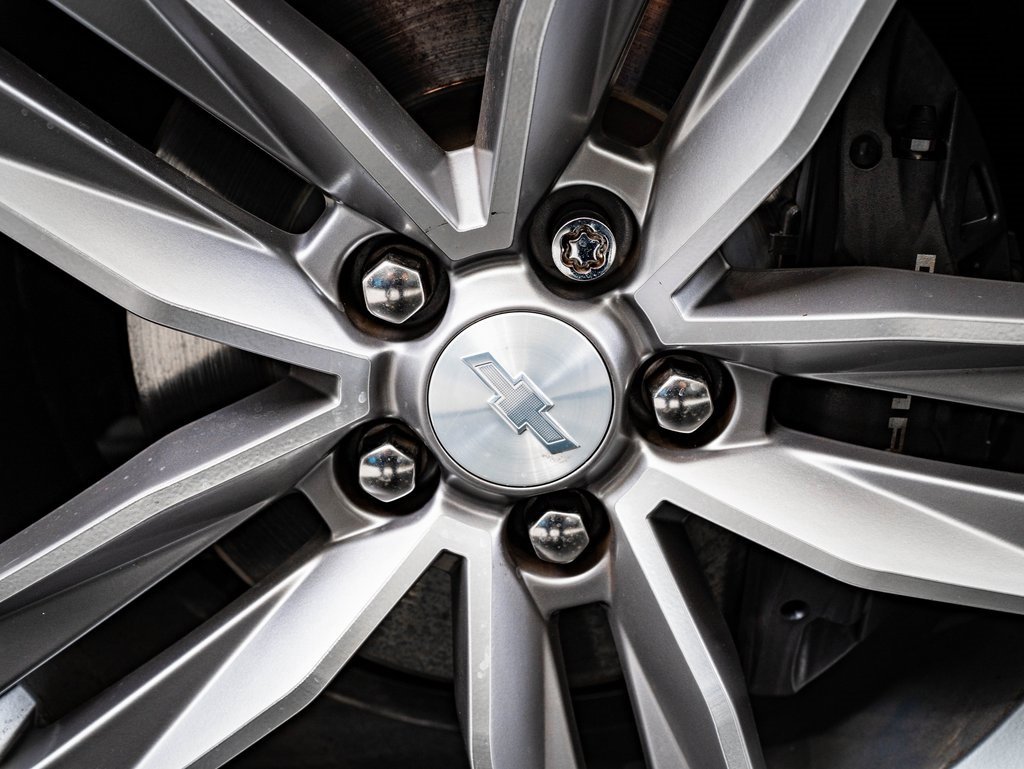 Used 2018 Chevrolet Camaro SS image 9