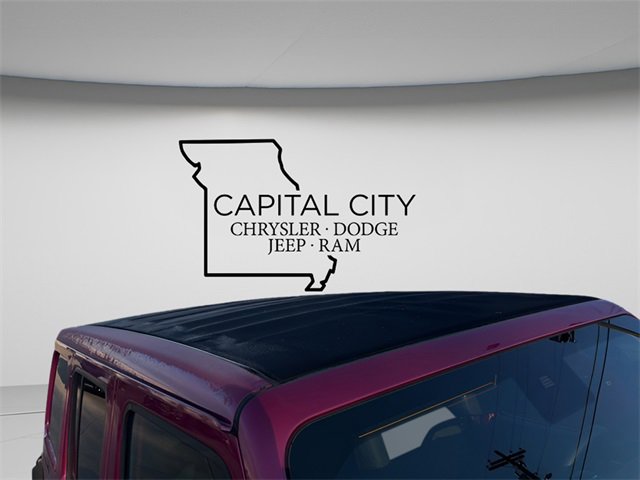 Used 2024 Jeep Wrangler Sahara w/ Technology Group image 15