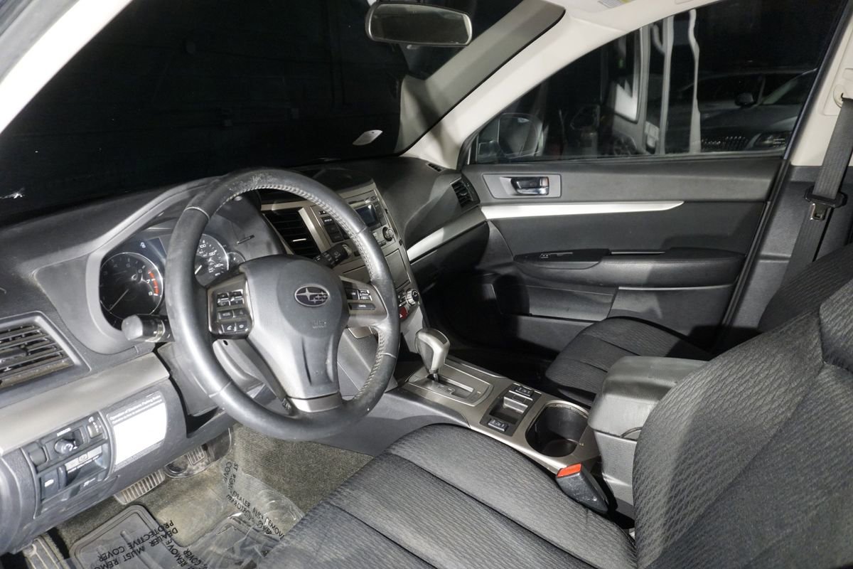 Used 2012 Subaru Outback 2.5i Premium w/ All-Weather Pkg image 11