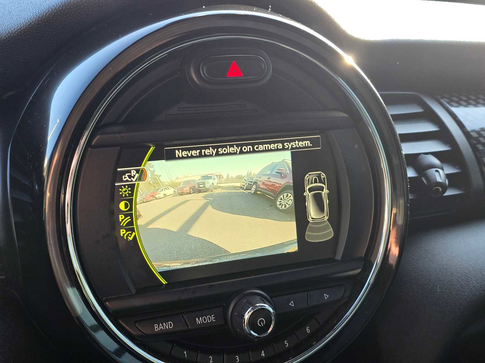 Used 2018 MINI Cooper S image 30