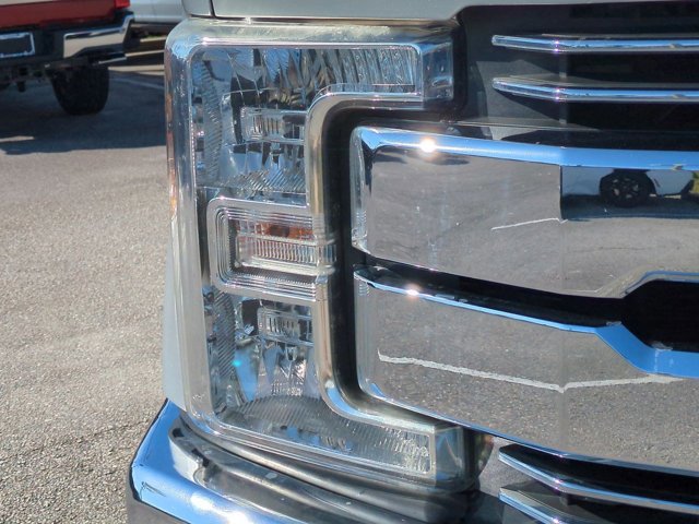 Used 2018 Ford F250 Lariat w/ Chrome Package image 10