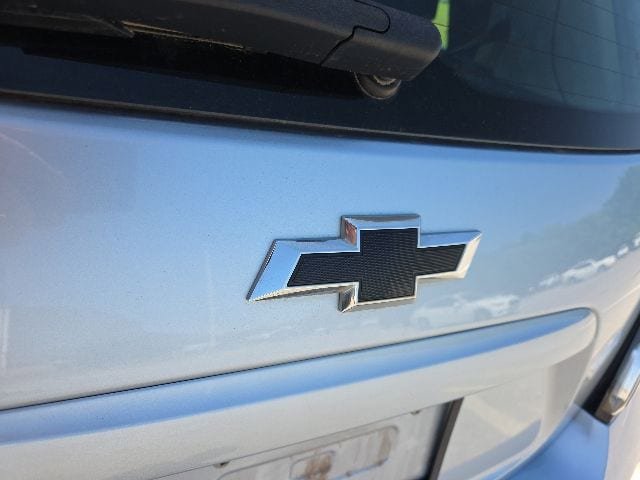 Used 2018 Chevrolet Sonic LT FWD image 11