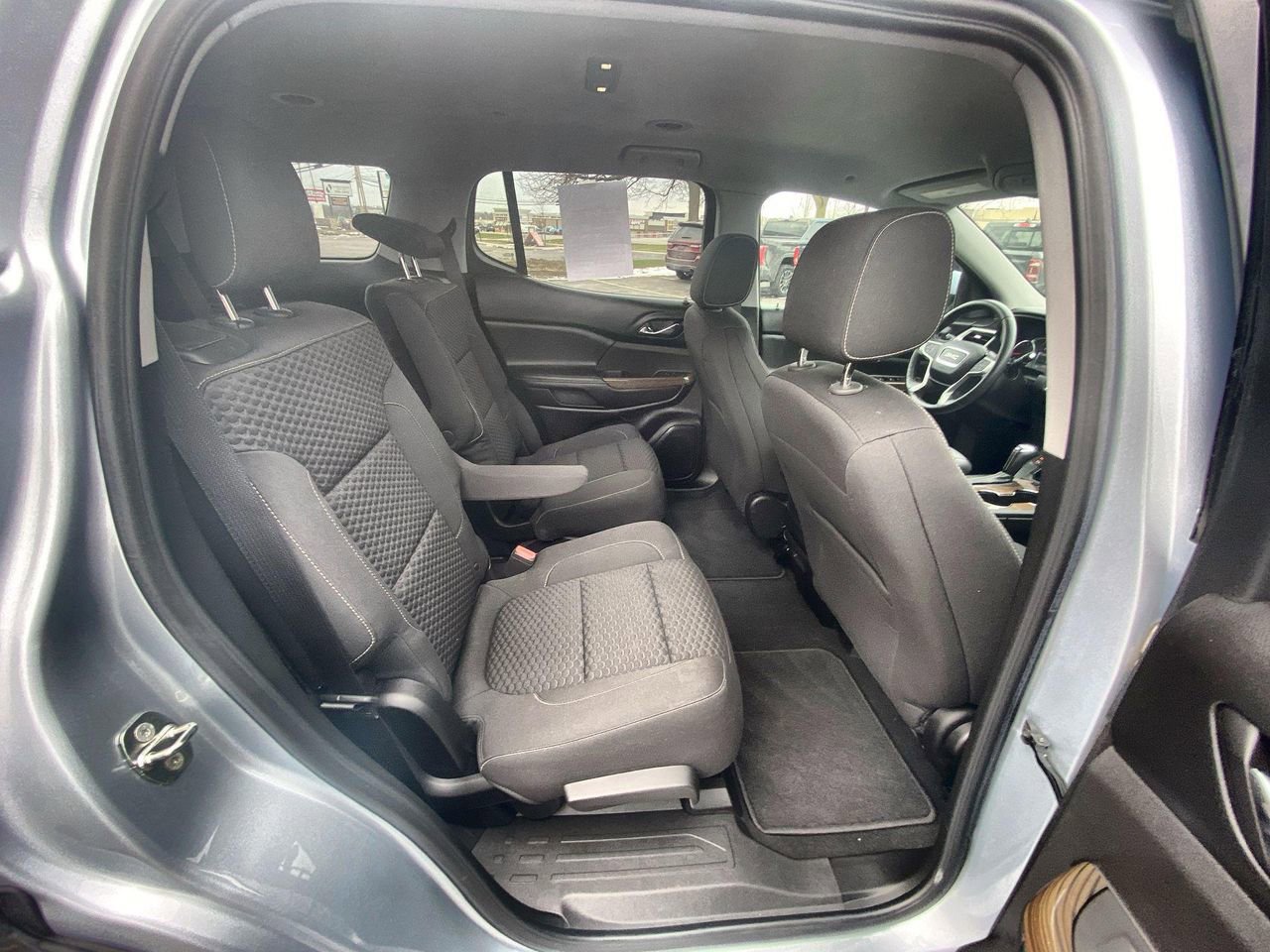 Used 2017 GMC Acadia SLE image 26