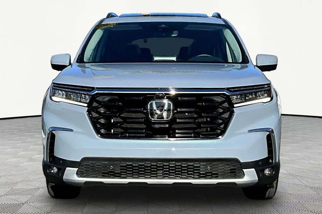 Used 2023 Honda Pilot Elite image 2