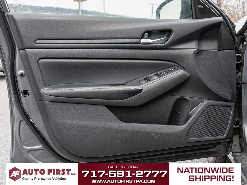 Used 2024 Nissan Altima 2.5 SV image 9