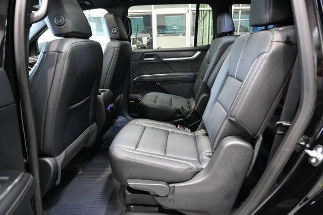 New 2026 GMC Acadia Elevation w/ Black Edition FWD image 11