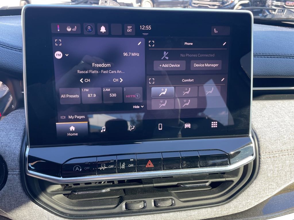 Used 2022 Jeep Compass Latitude image 10