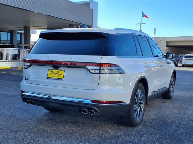 New 2026 Lincoln Aviator 2WD image 2