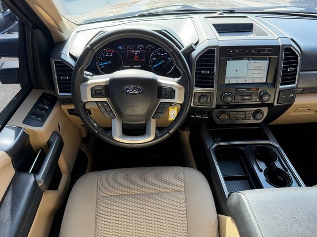 Used 2017 Ford F250 XLT w/ XLT Premium Package AWD/4WD image 16