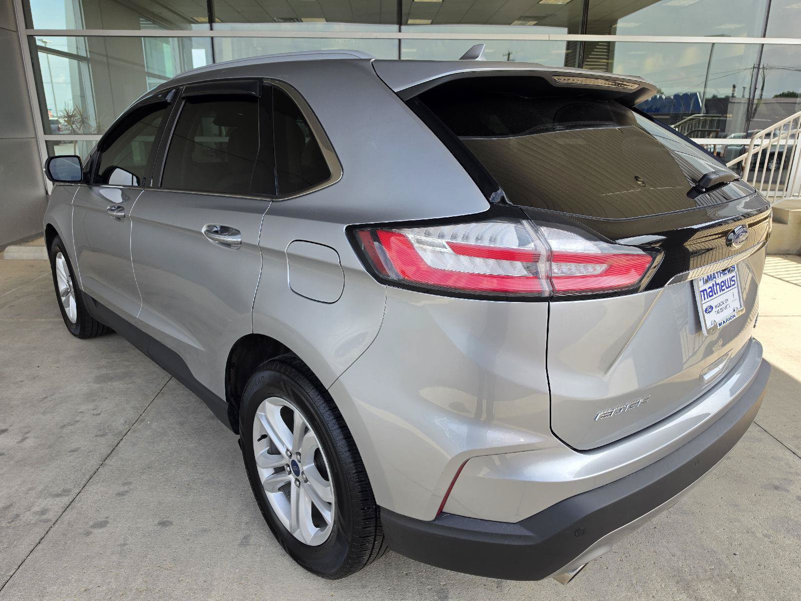 Used 2020 Ford Edge SEL w/ Convenience Package AWD/4WD image 3